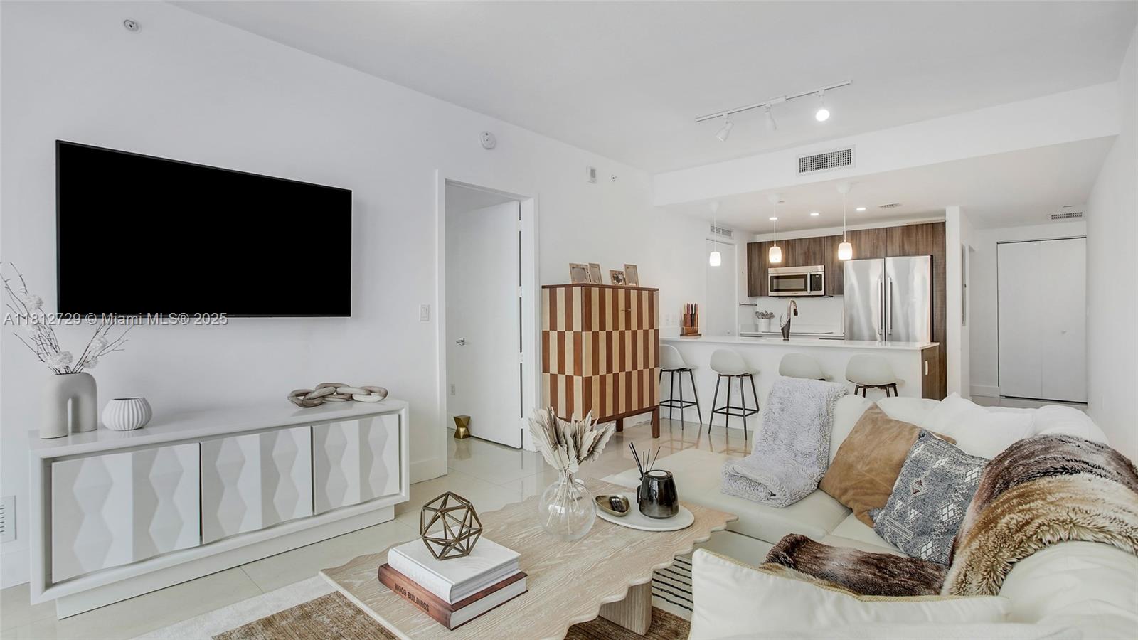 488 Ne 18th St 4208, Miami, Broward County, Florida - 1 Bedrooms  
2 Bathrooms - 