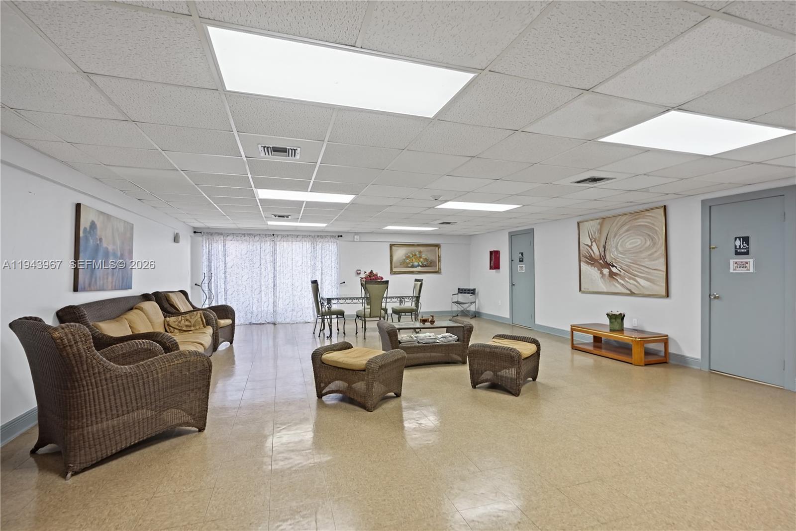 WESTLAND SOUTH CONDO - Residential