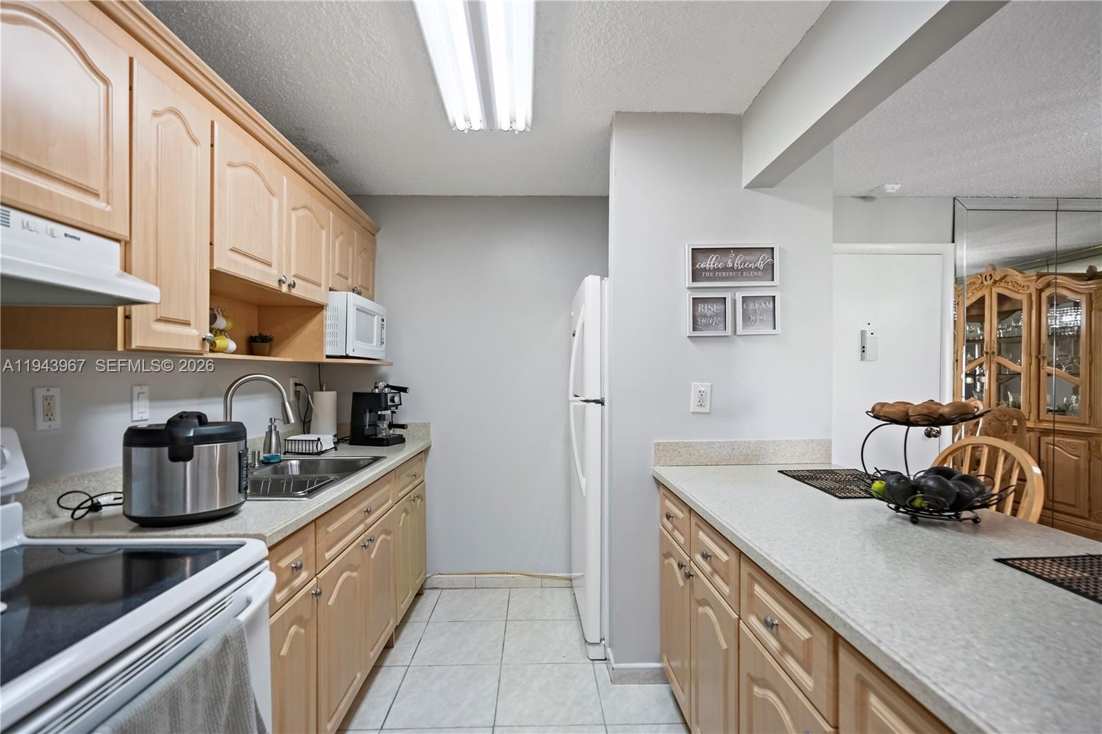 WESTLAND SOUTH CONDO - Residential