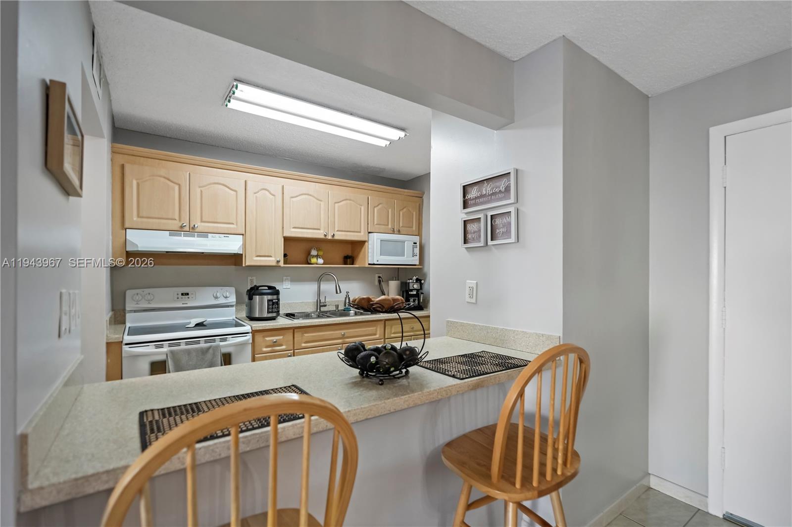 WESTLAND SOUTH CONDO - Residential