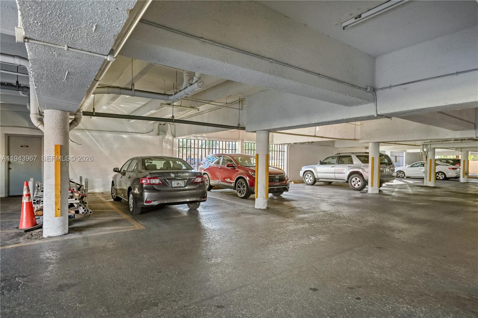 WESTLAND SOUTH CONDO - Residential