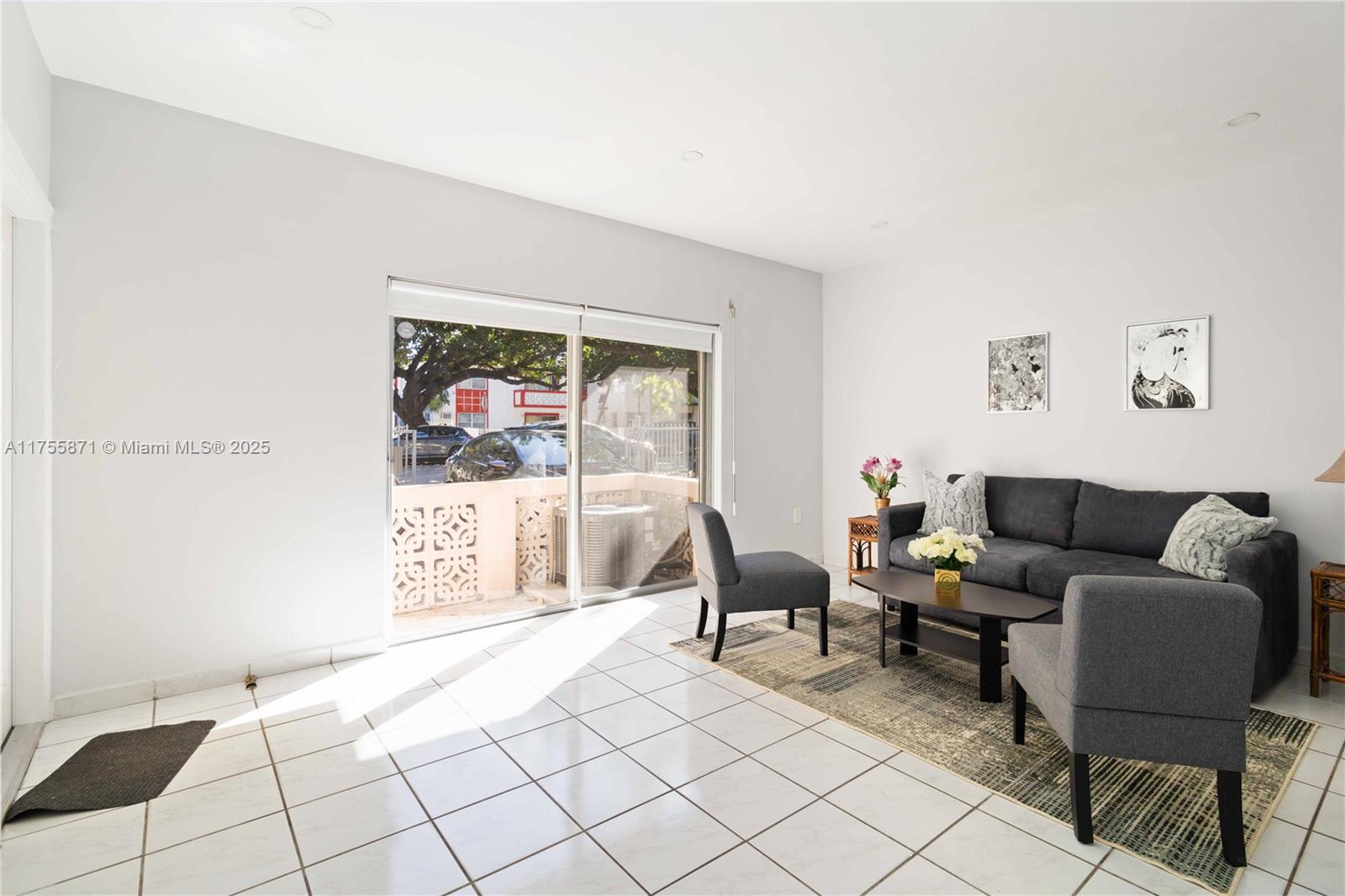 644 MERIDIAN BUILDING CON - Residential