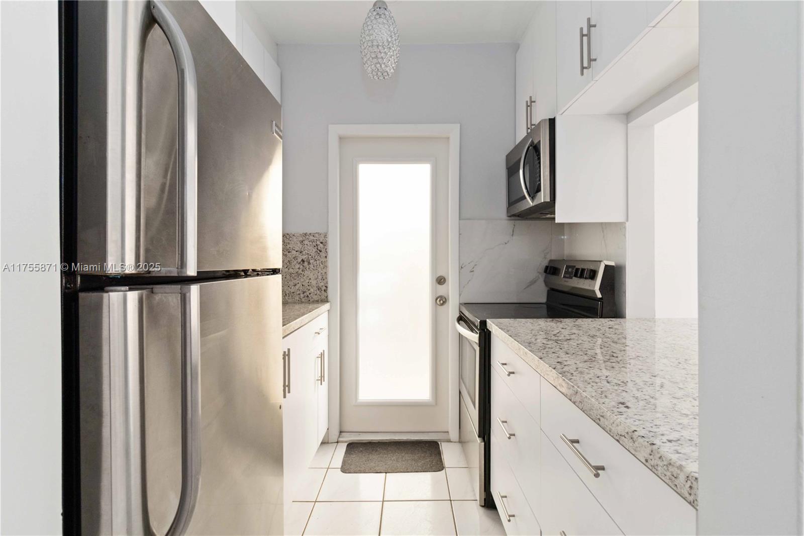 644 MERIDIAN BUILDING CON - Residential