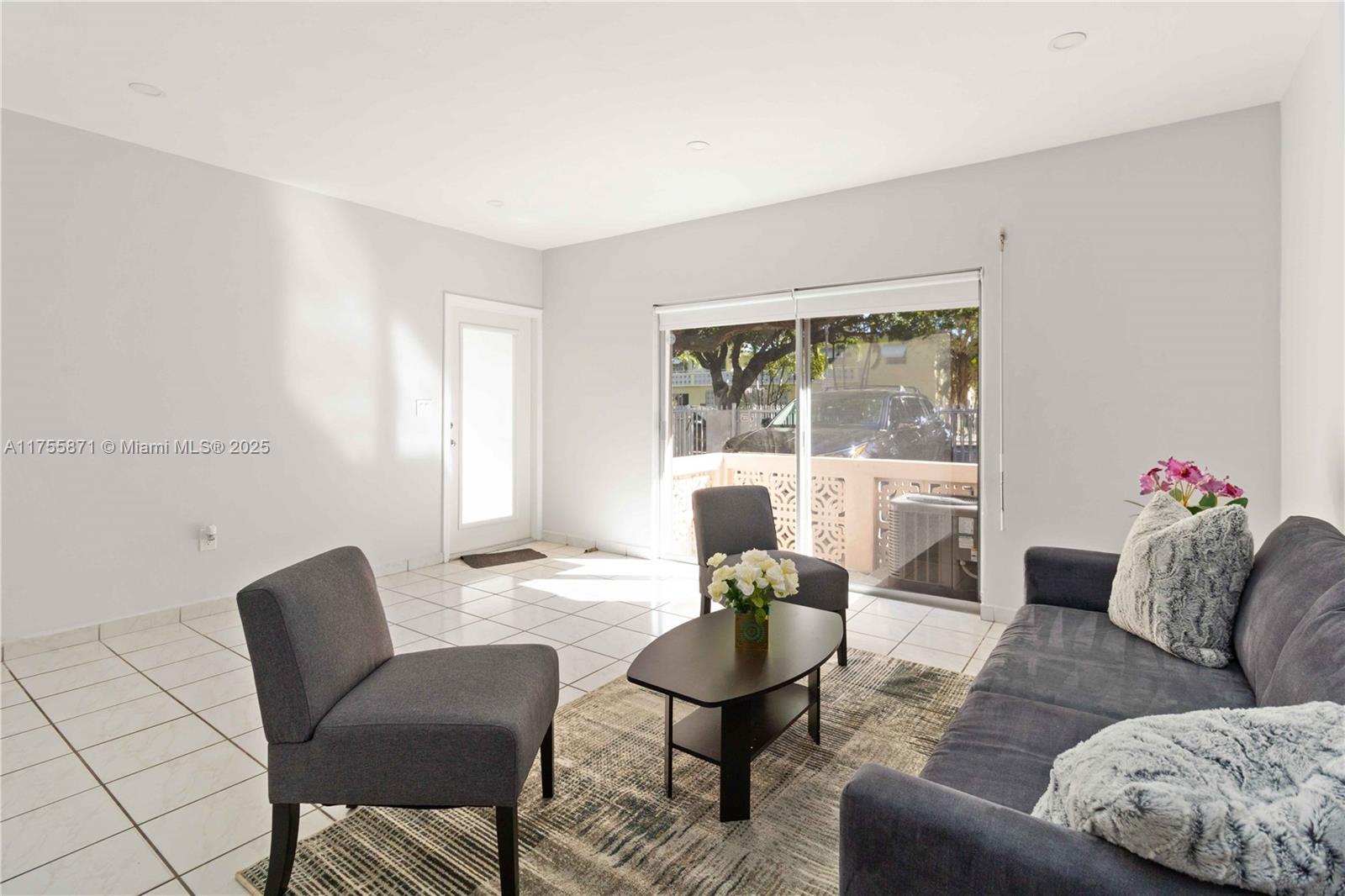 644 MERIDIAN BUILDING CON - Residential