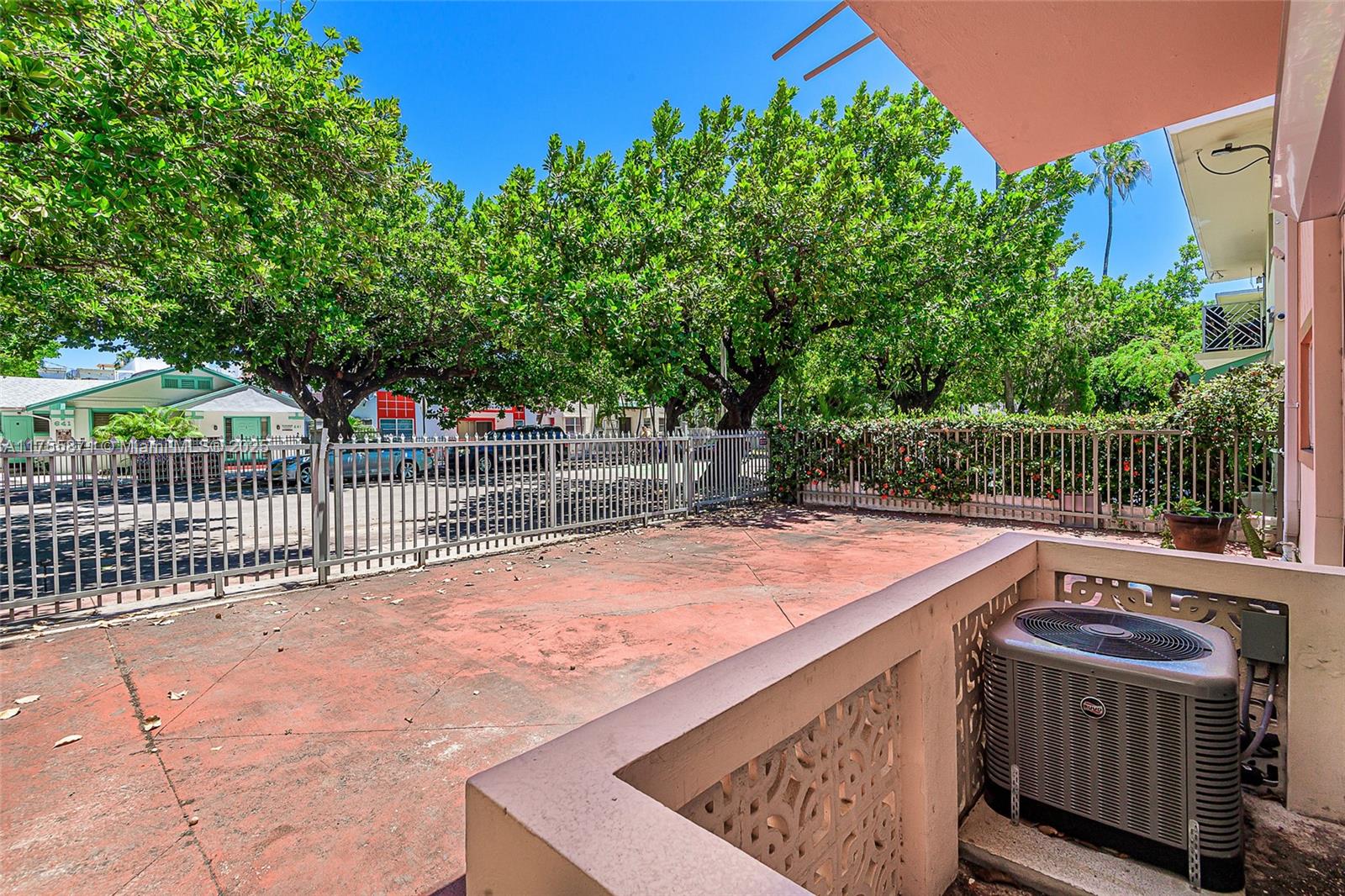 644 MERIDIAN BUILDING CON - Residential