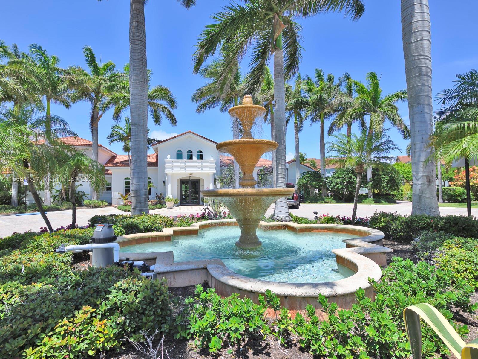 Rental Property at 120 Villa Cir 120, Boynton Beach, Palm Beach County, Florida - Bedrooms: 1 
Bathrooms: 1  - $1,850 MO.