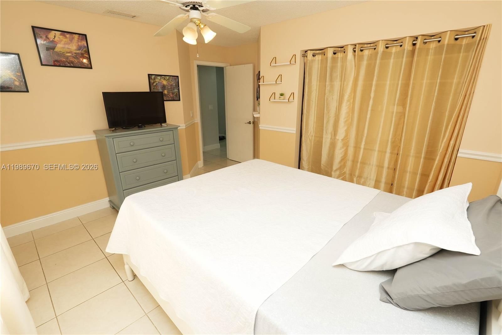 LAKEVIEW HOMES AT - Residential Lease