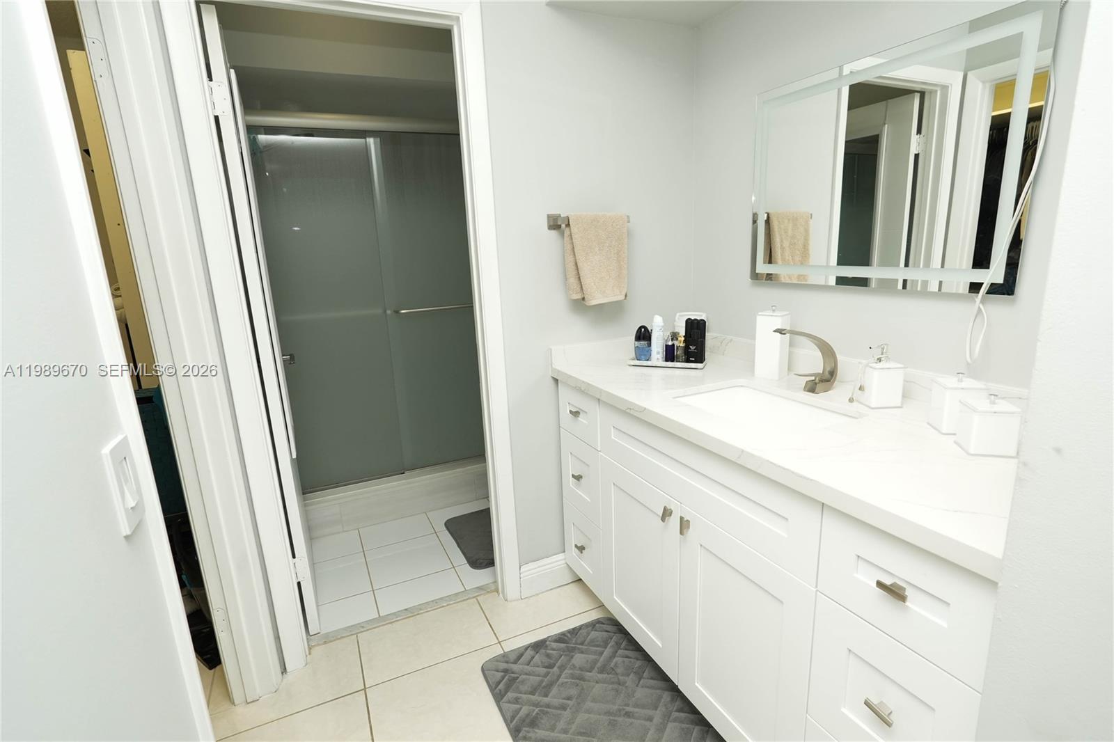 LAKEVIEW HOMES AT - Residential Lease