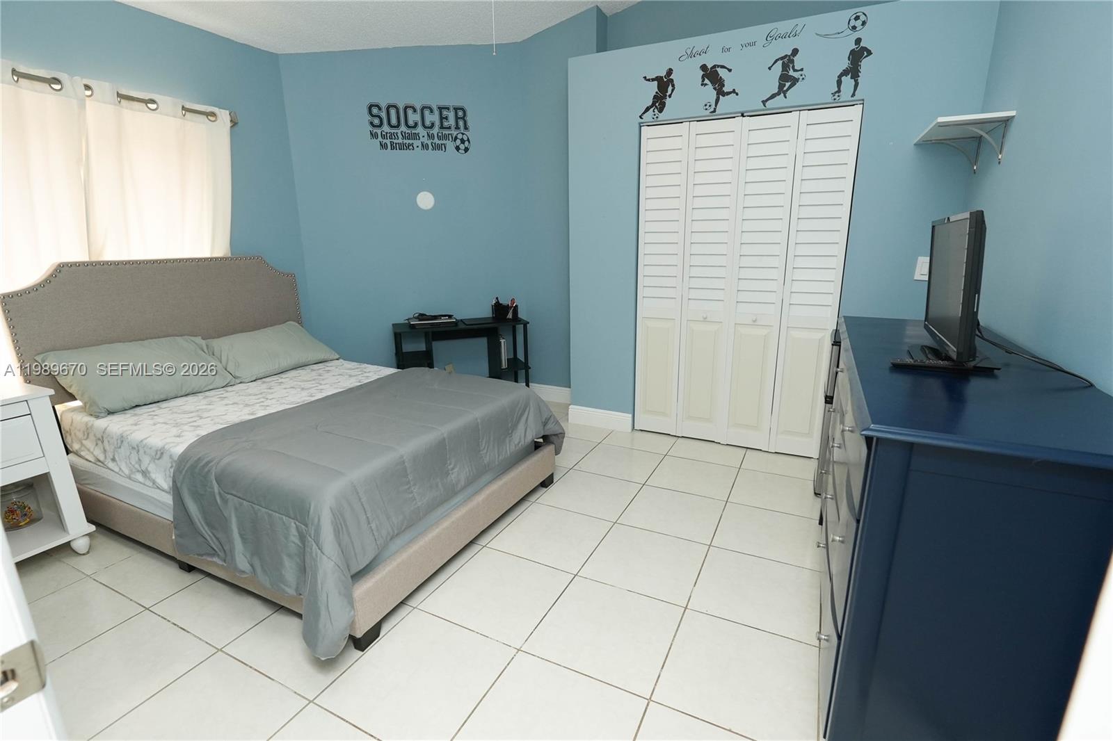 LAKEVIEW HOMES AT - Residential Lease