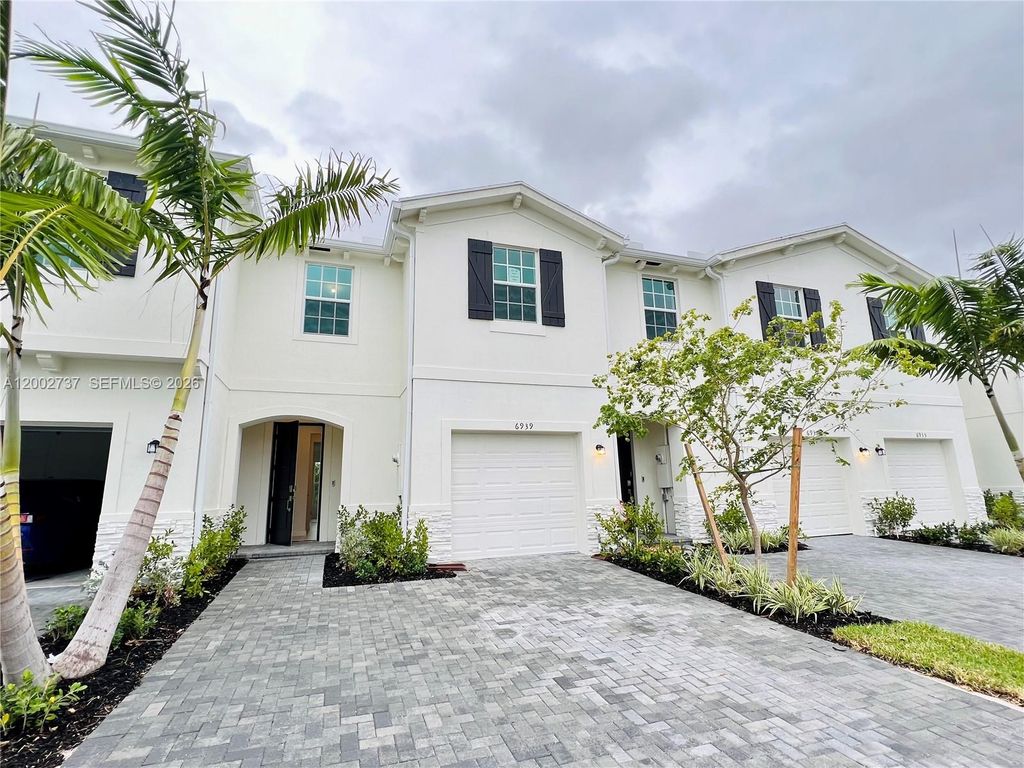 Photo of 6939 Harbours Edge Ave #6939, Lake Worth, FL 33467 (MLS # A12002737)
