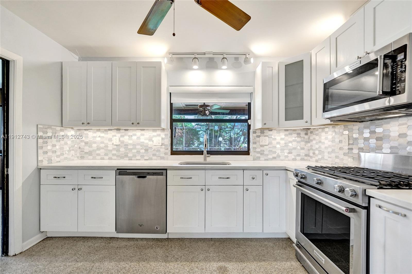 BOULEVARD HEIGHTS SEC 11 - Residential