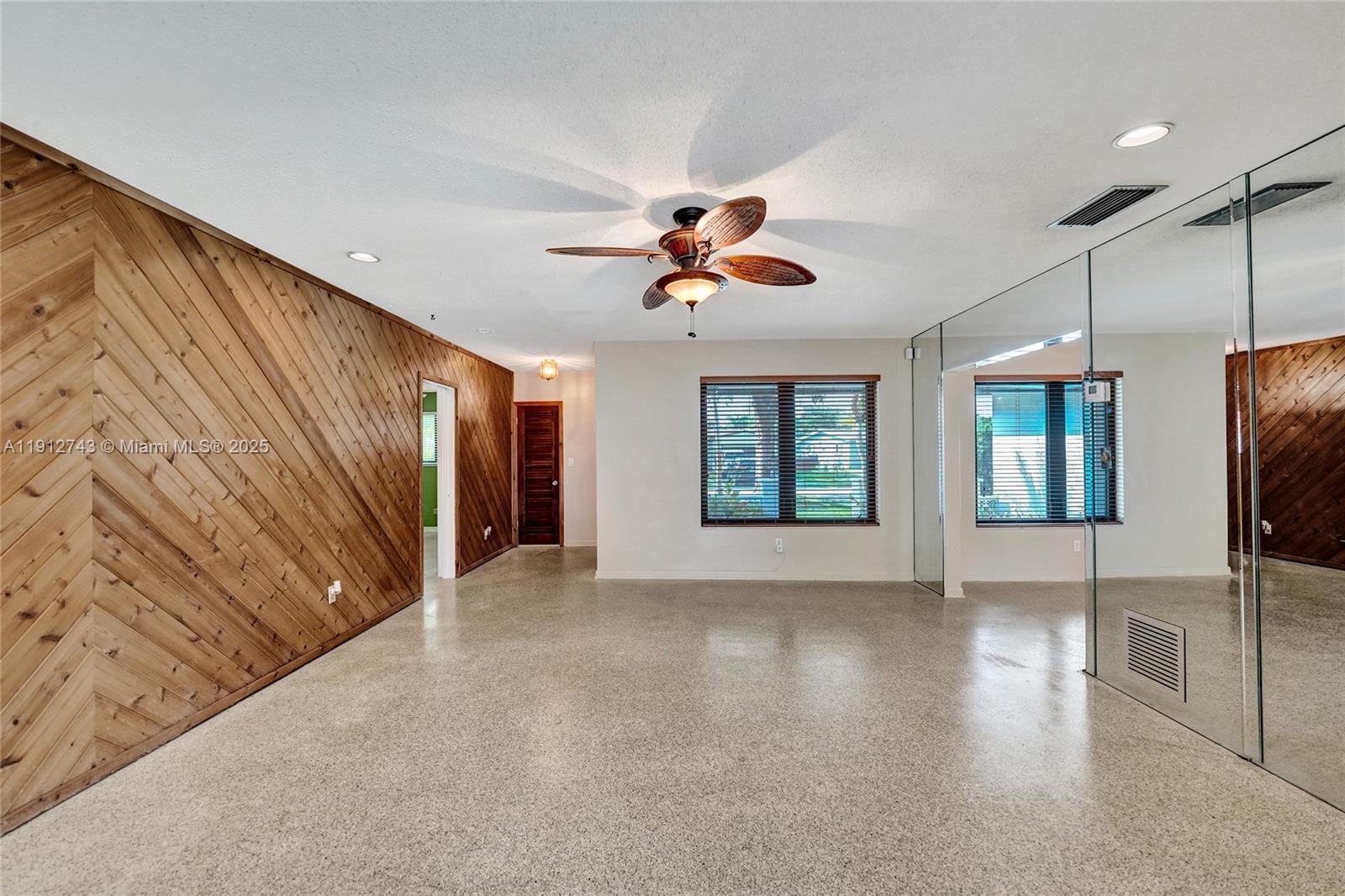 BOULEVARD HEIGHTS SEC 11 - Residential