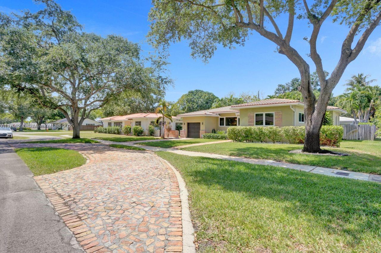 MIAMI SHORES SEC 2 - Residential