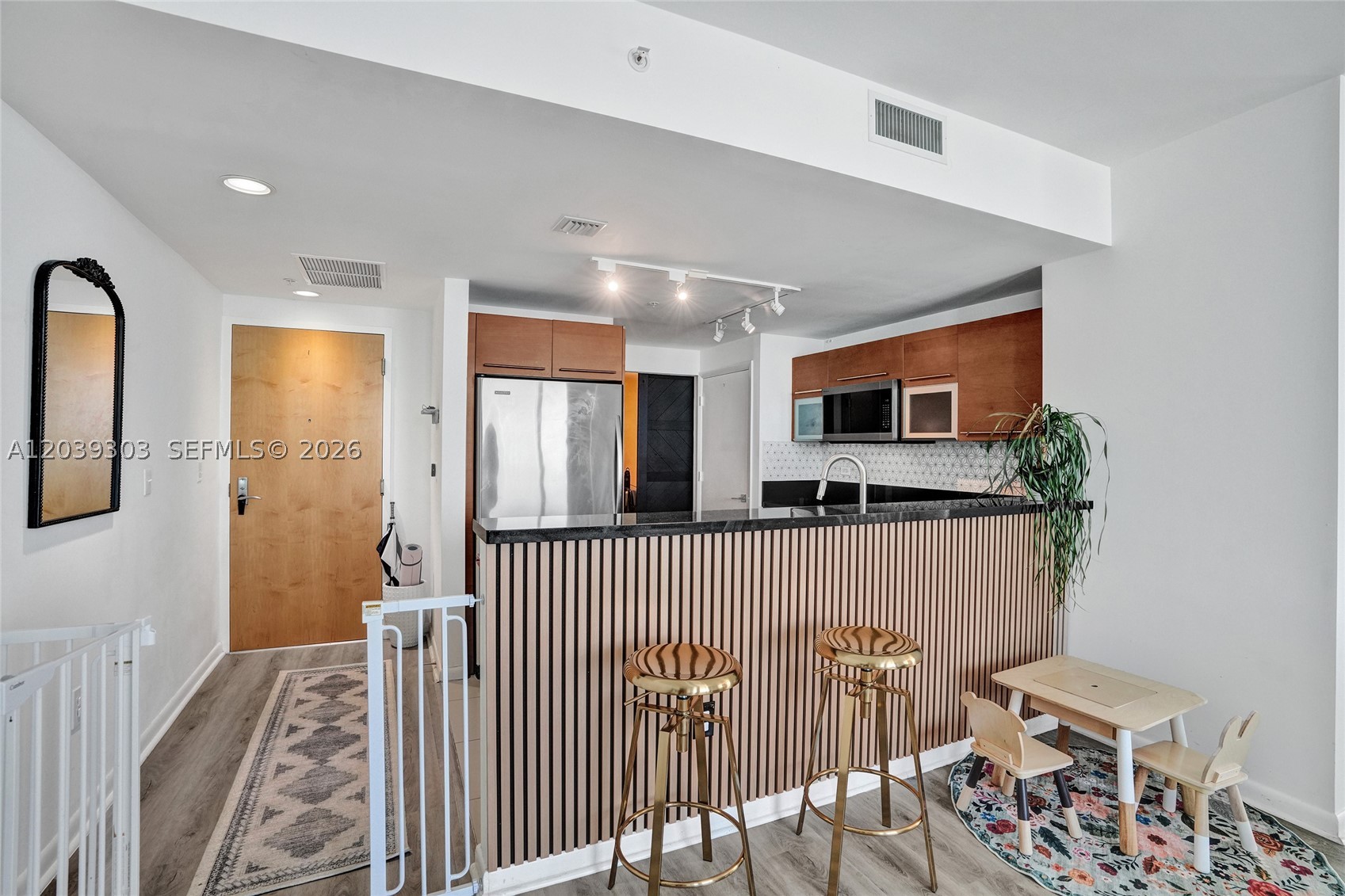244 Biscayne Blvd 3409