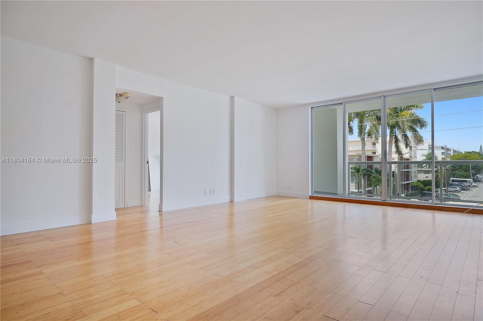 LONDON TOWERS - Residential Lease