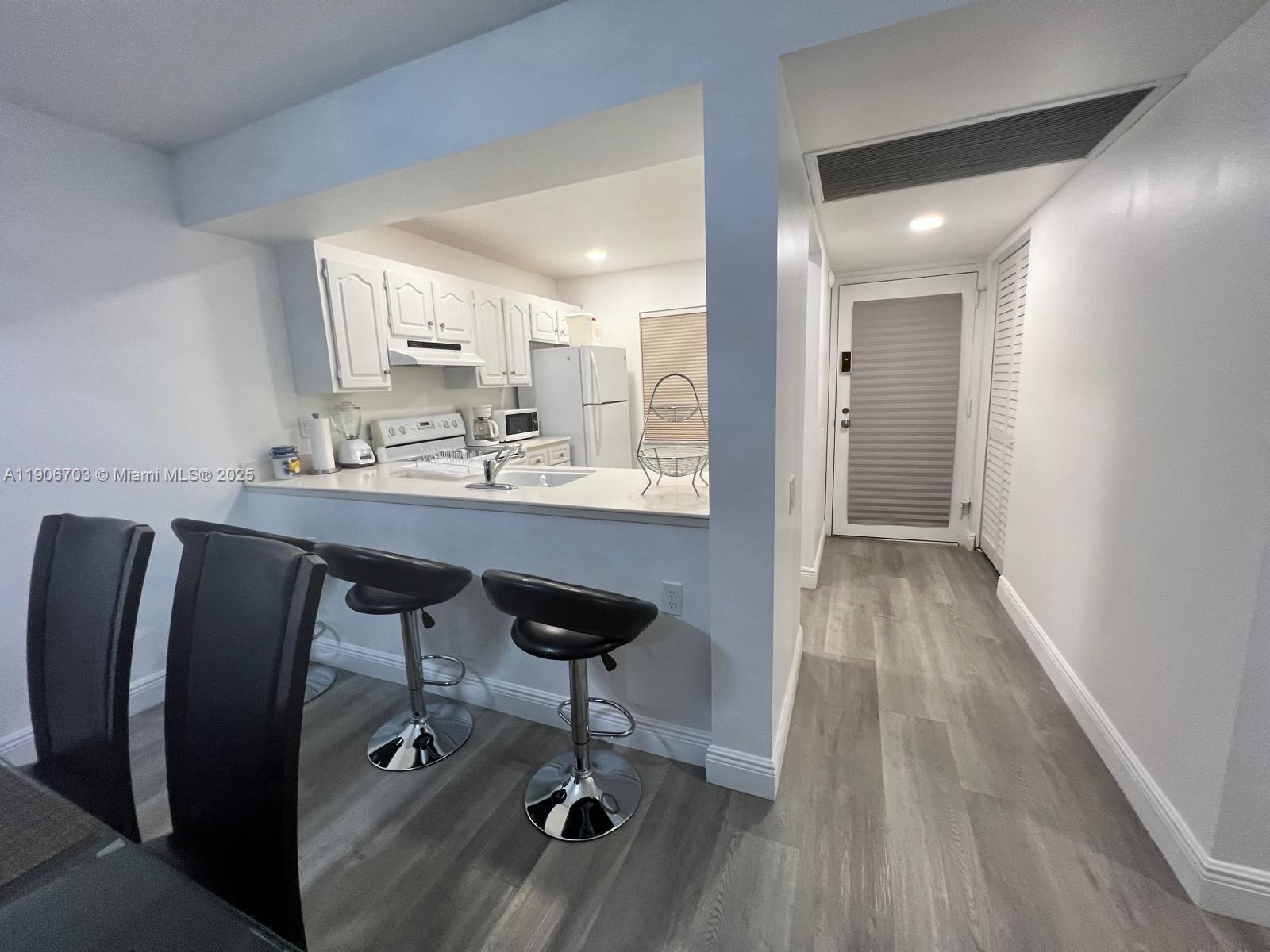 BAHAMA VILLAGE CONDO - Residential Lease