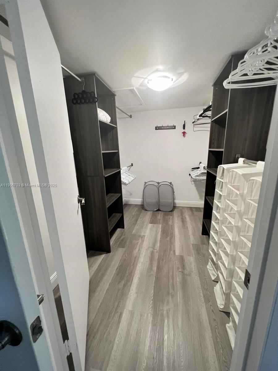 BAHAMA VILLAGE CONDO - Residential Lease