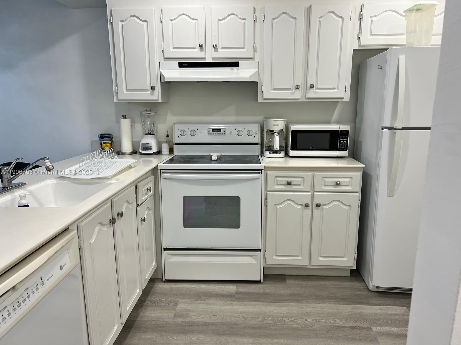 BAHAMA VILLAGE CONDO - Residential Lease