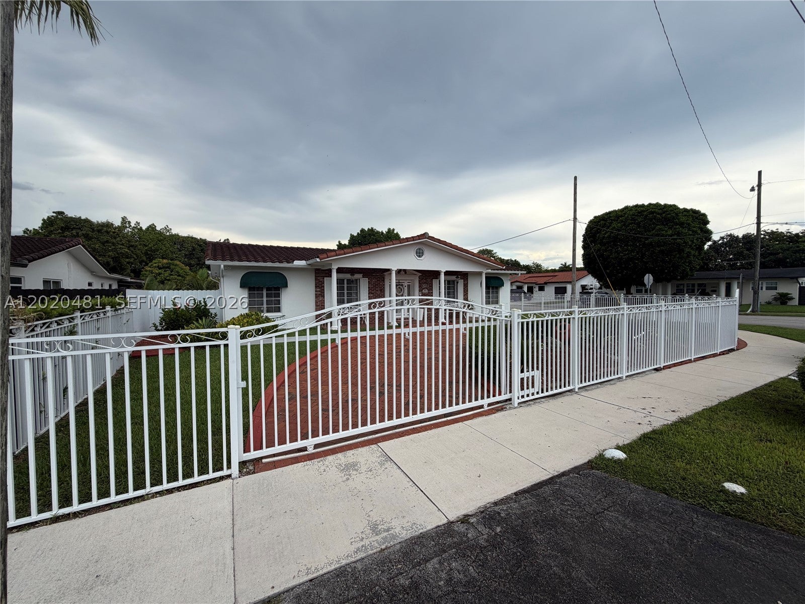 3400 SW 108th Ave