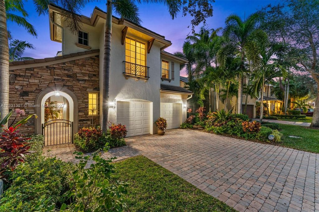 Photo of 834 Madison Ct, Palm Beach Gardens, FL 33410 (MLS # A11331307)