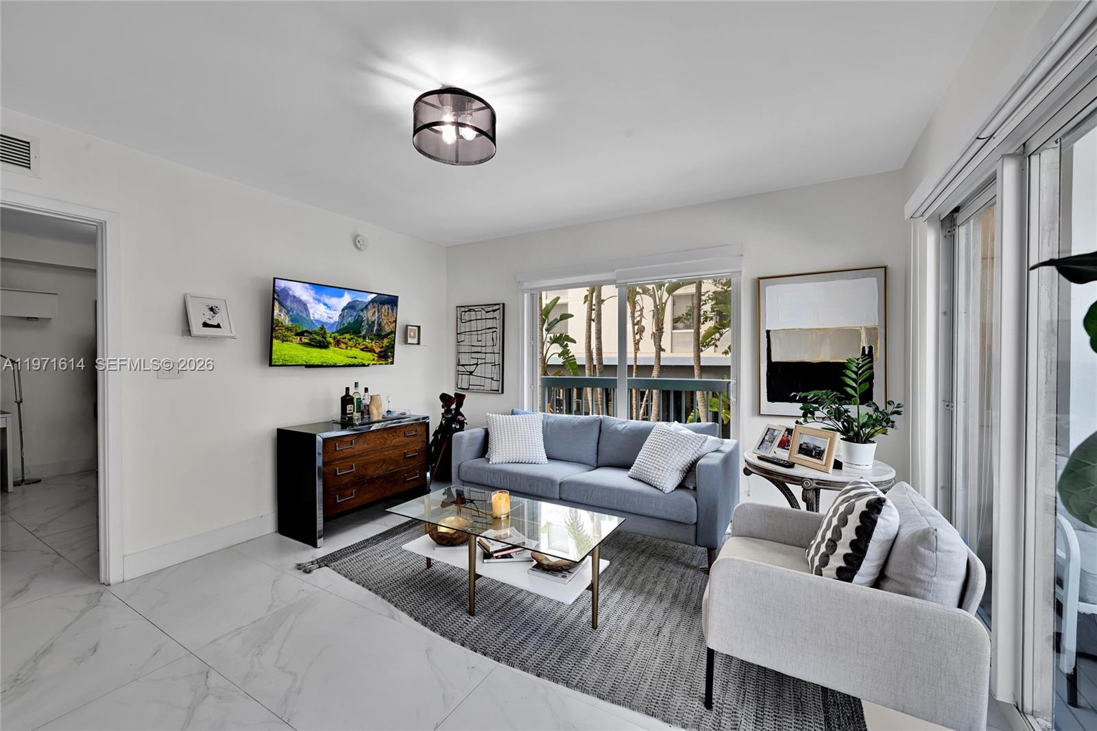 2740 SW 28th Ter 202