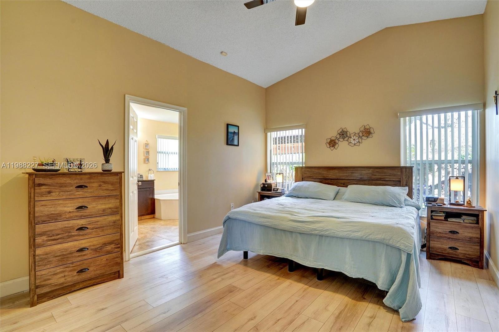 CRYSTAL POINTE - Residential