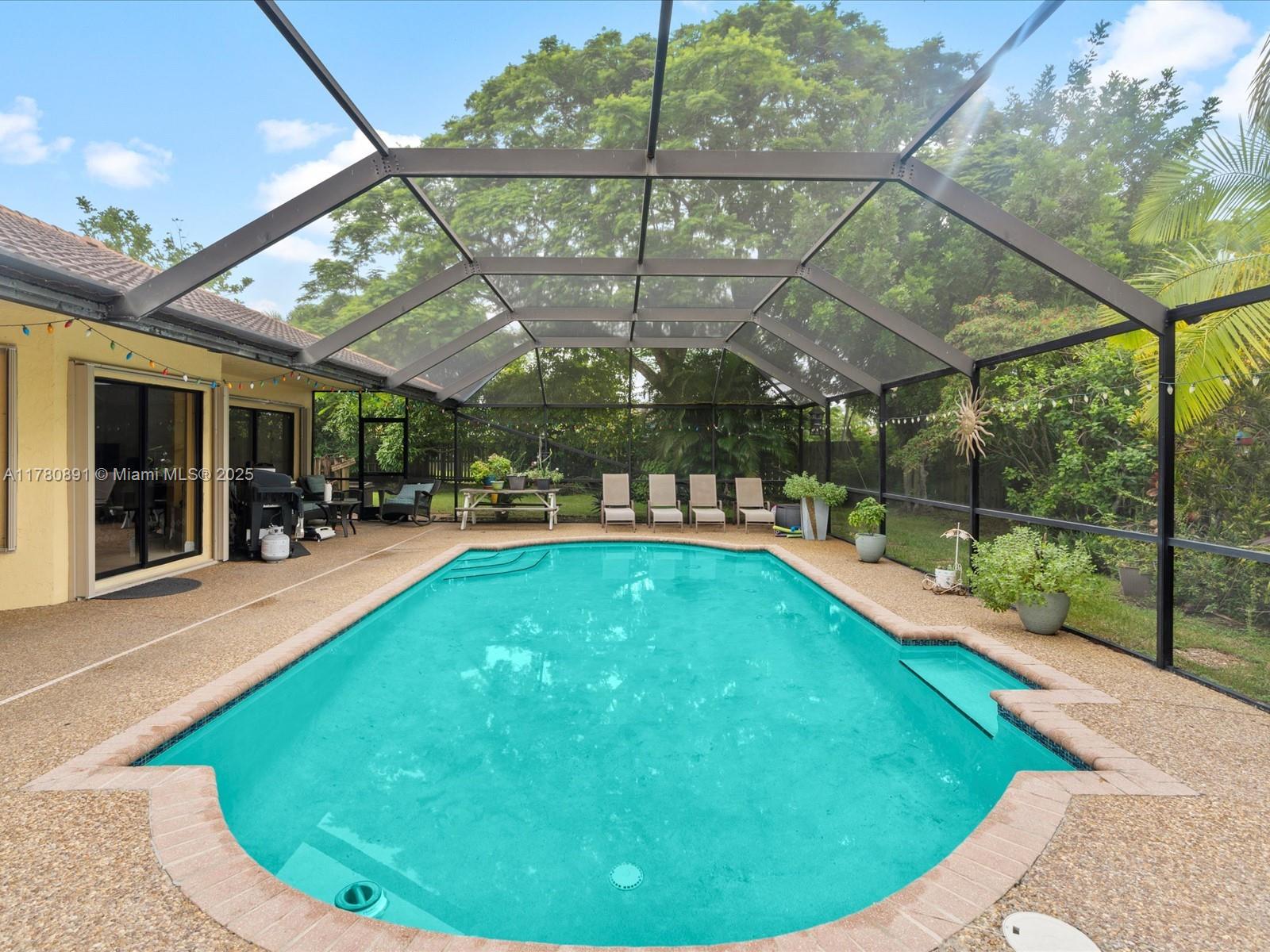 BONAVENTURE LAKES - Residential
