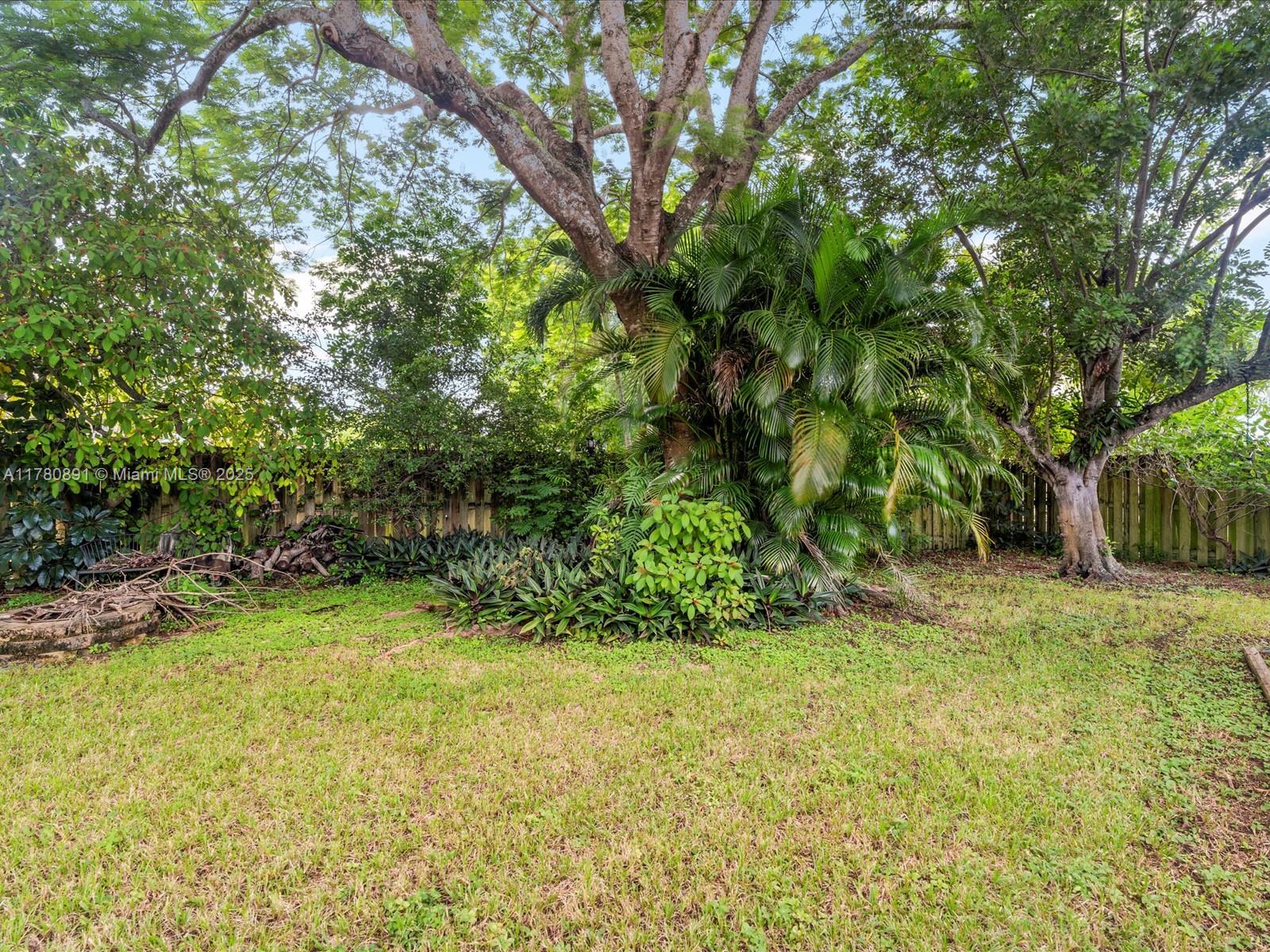 BONAVENTURE LAKES - Residential