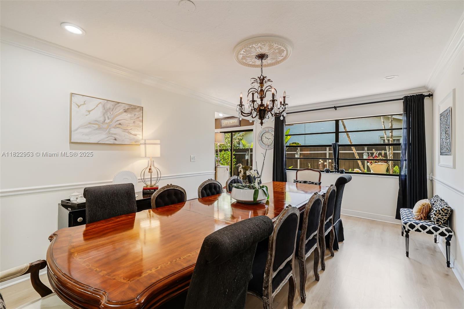 COUNTRY LAKE MANORS SEC 2 - Residential