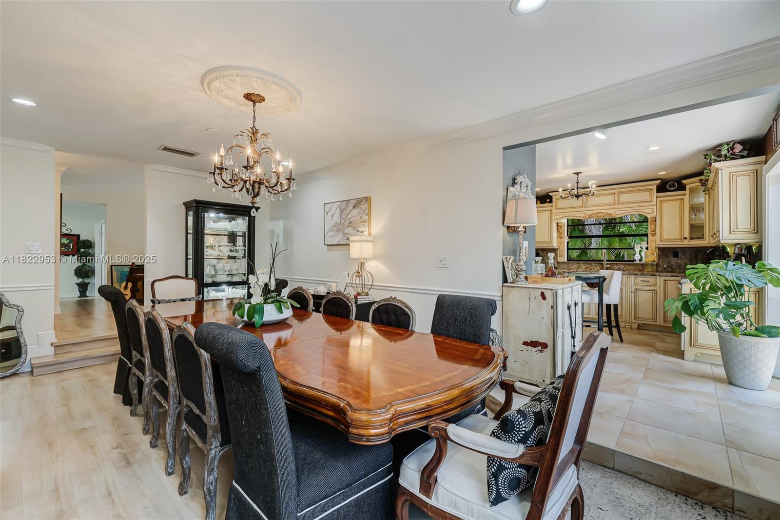 COUNTRY LAKE MANORS SEC 2 - Residential