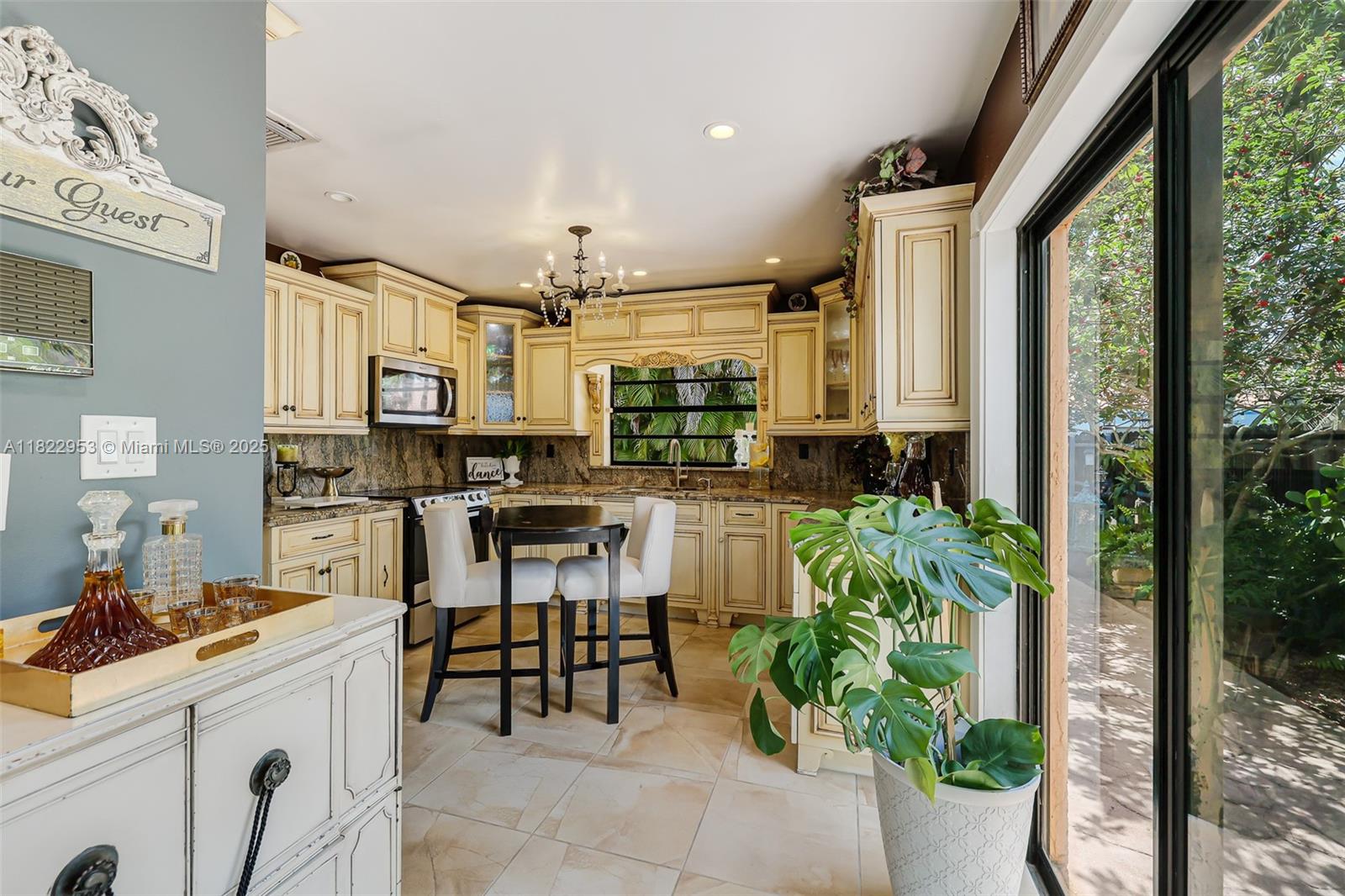 COUNTRY LAKE MANORS SEC 2 - Residential