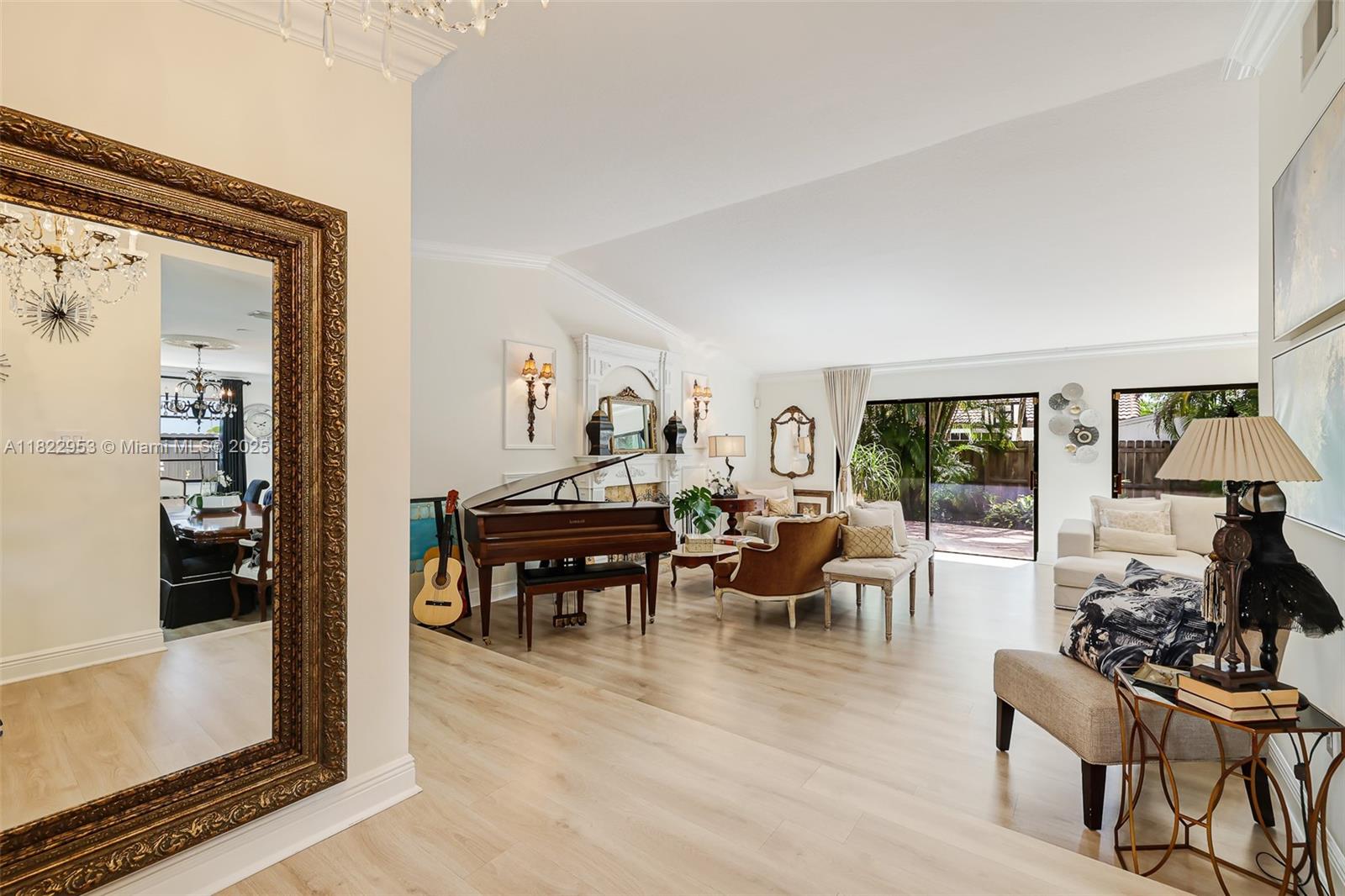 COUNTRY LAKE MANORS SEC 2 - Residential