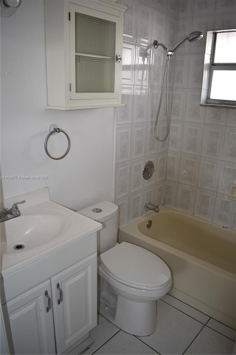 WYND WOOD PARK - Residential Lease