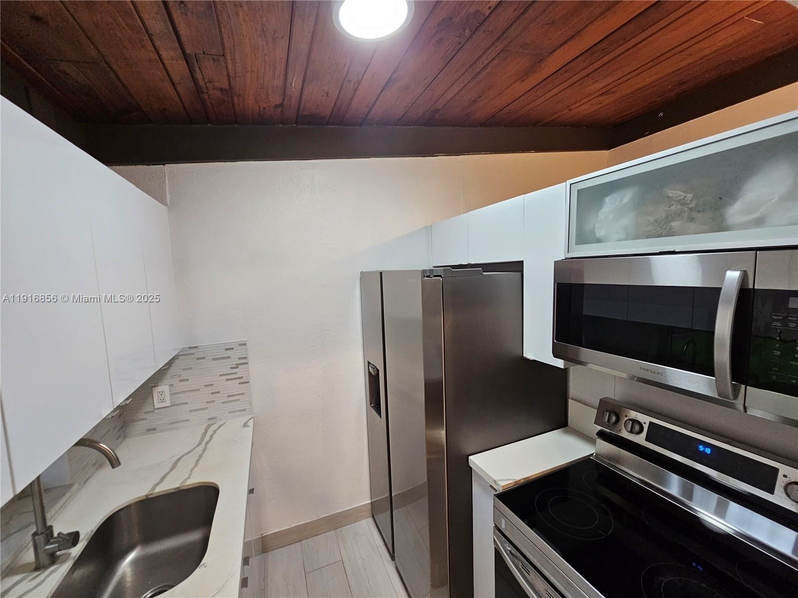 DANIA BEACH SUB - Residential Lease