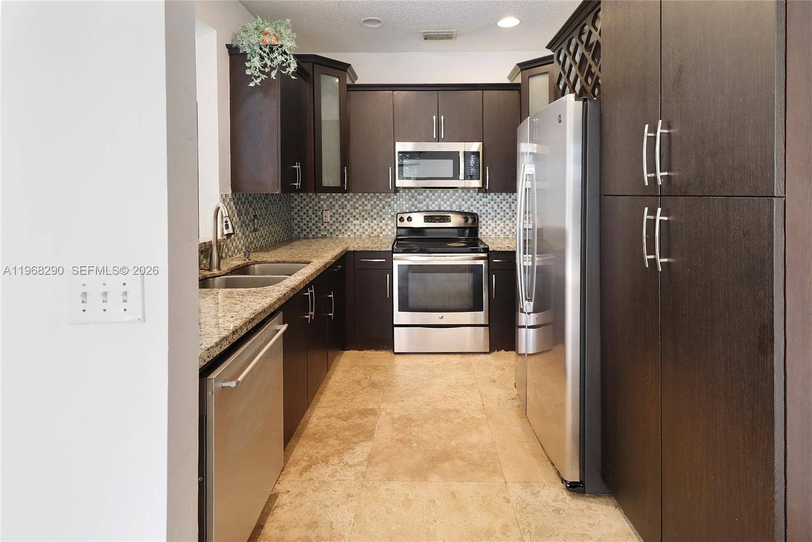 PEMBROKE FALLS PHASE 3 - Residential