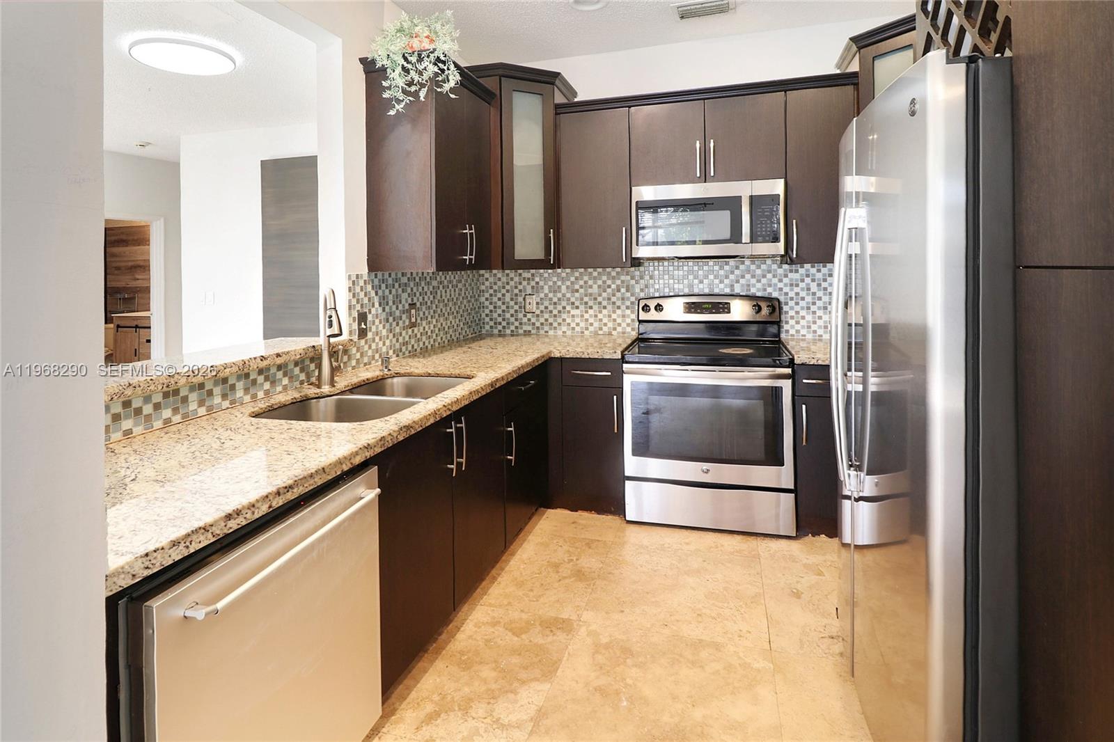 PEMBROKE FALLS PHASE 3 - Residential