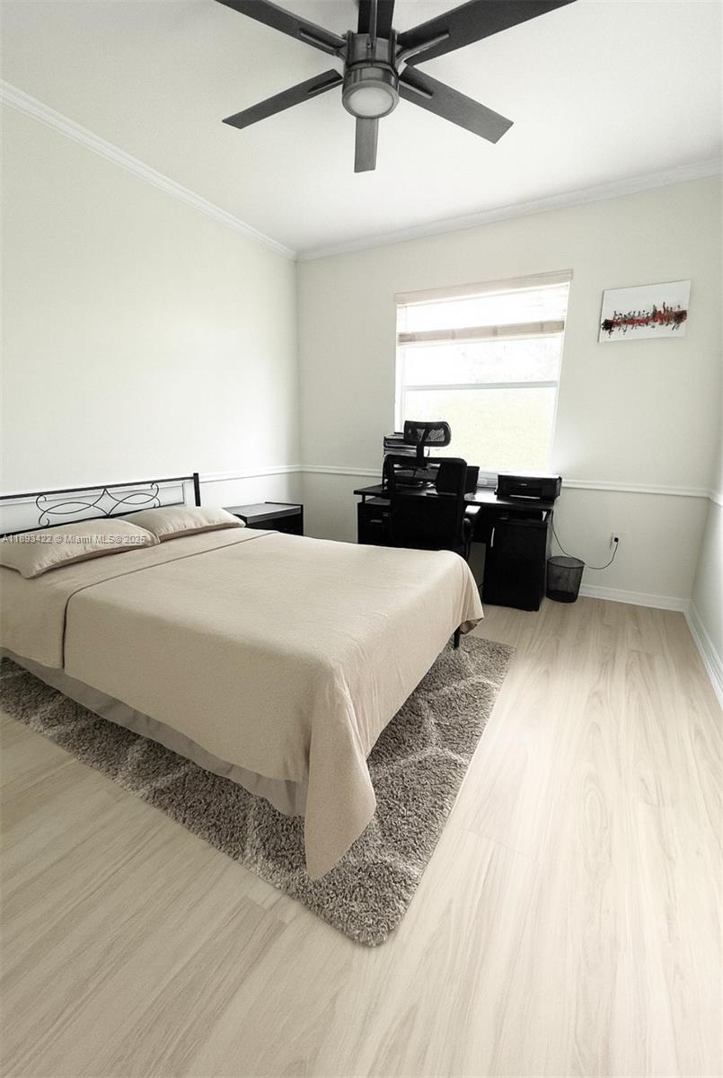 Escada Townvillas - Residential