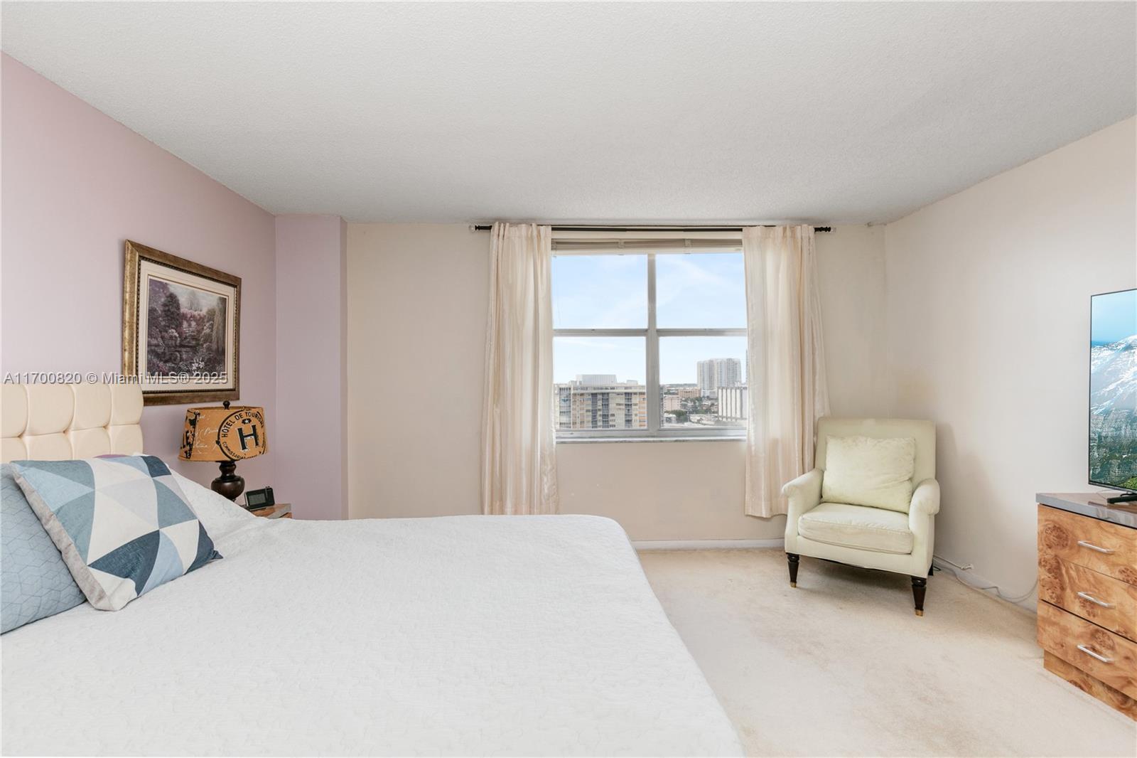 1865 S Ocean Dr 16J