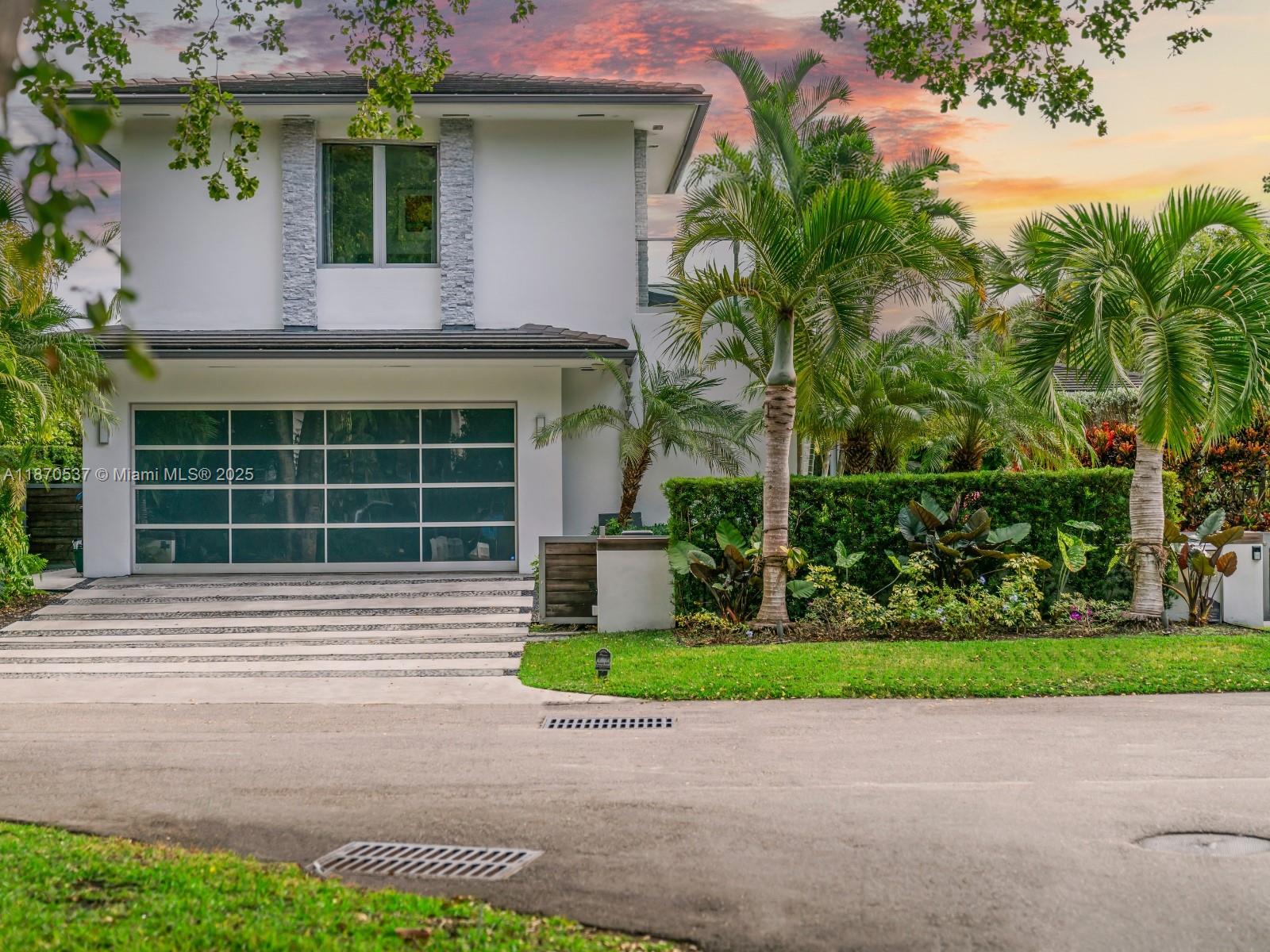 BAY LURE - Residential