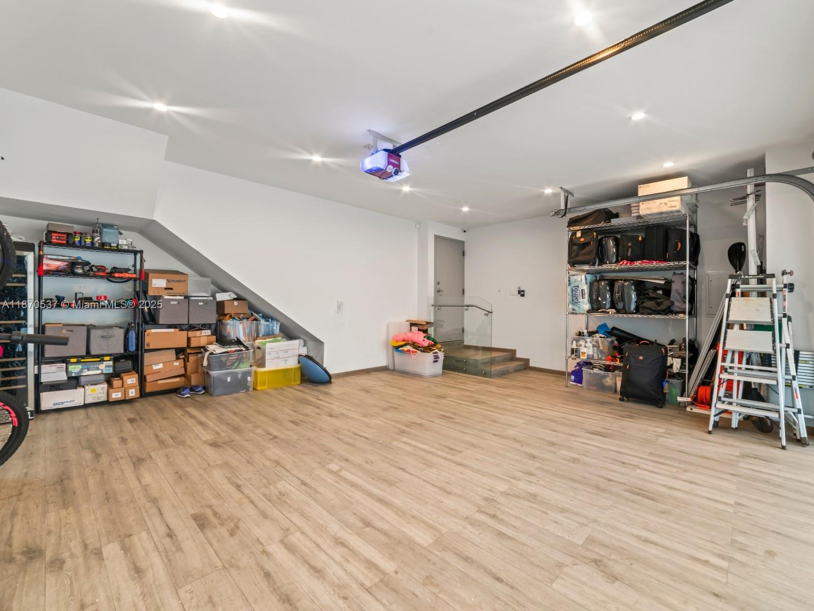 BAY LURE - Residential