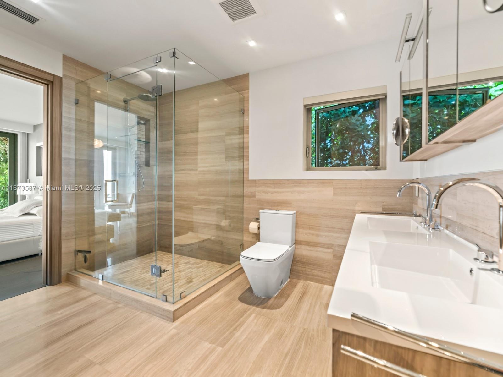 BAY LURE - Residential