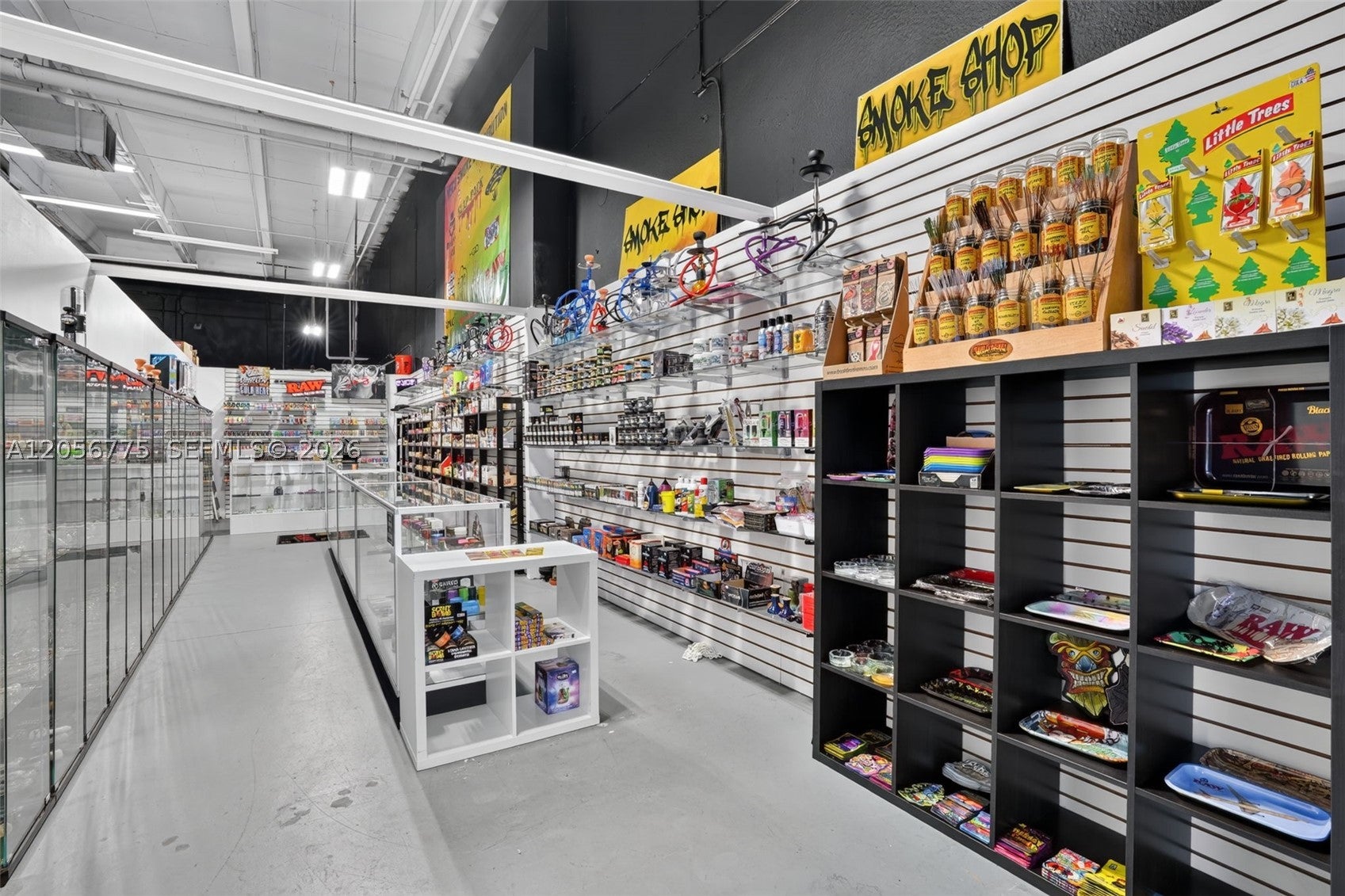 Wholesale, Distribution and Smoke Shop for Sale off 836 Expressway