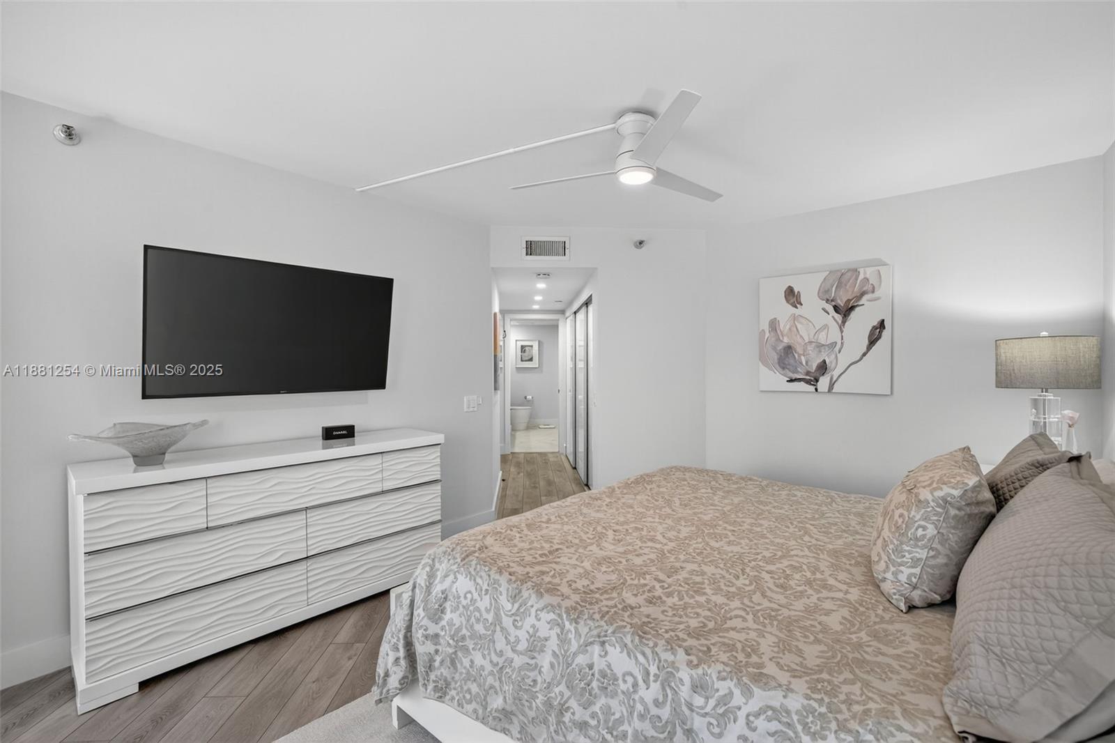 PORTSVIEW @ THE WATERWAYS - Residential