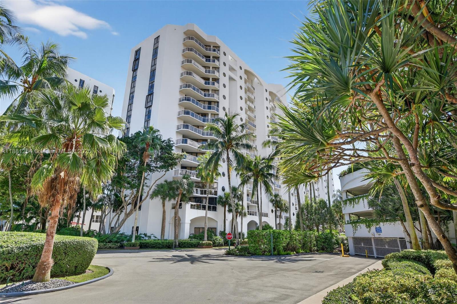 PORTSVIEW @ THE WATERWAYS - Residential