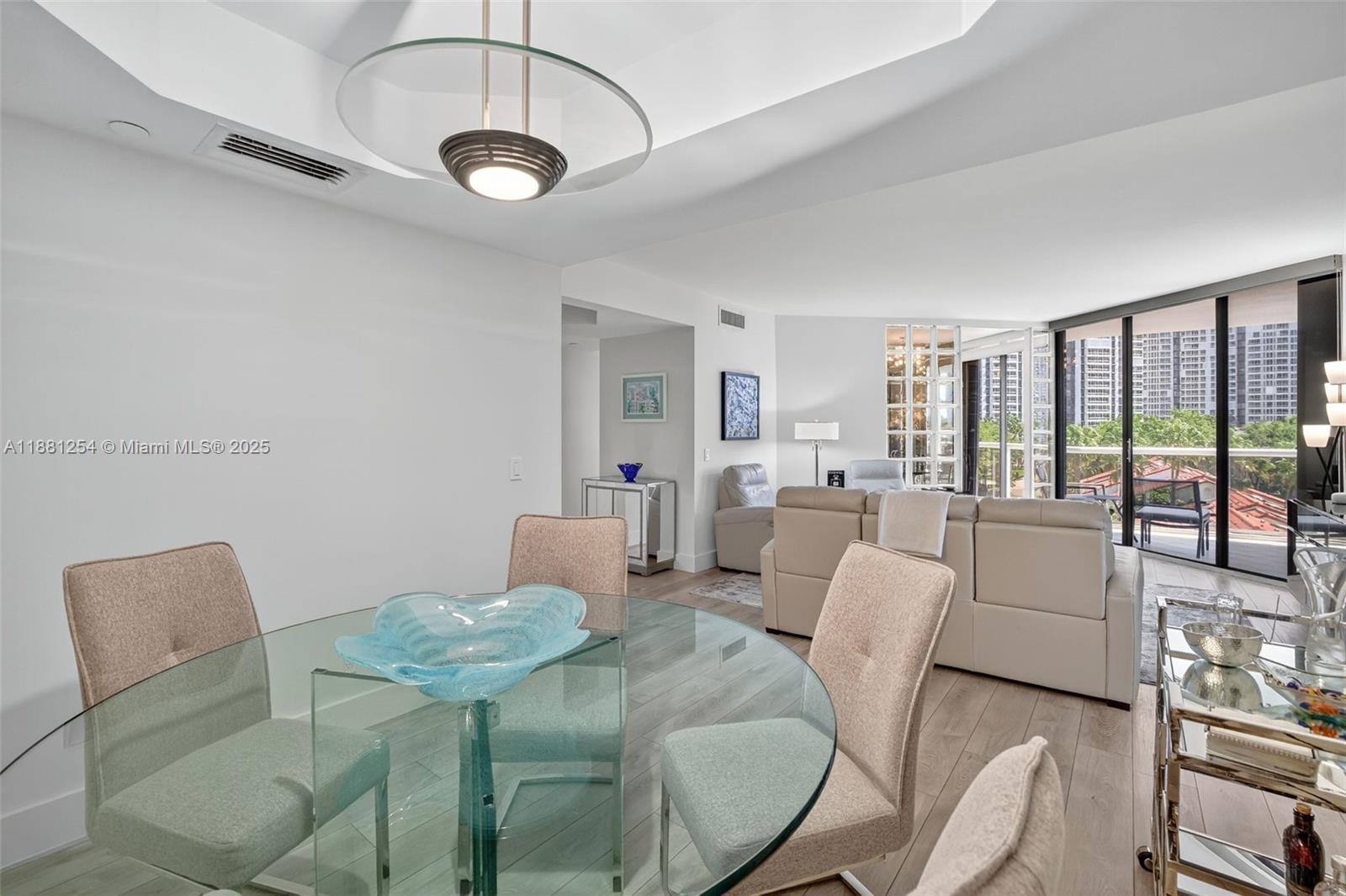 PORTSVIEW @ THE WATERWAYS - Residential