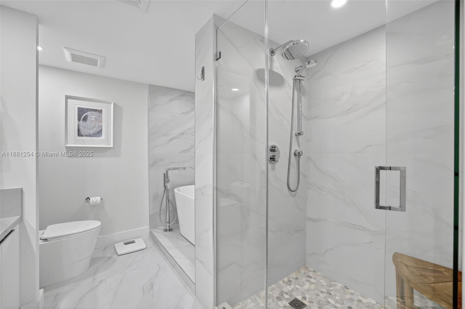 PORTSVIEW @ THE WATERWAYS - Residential