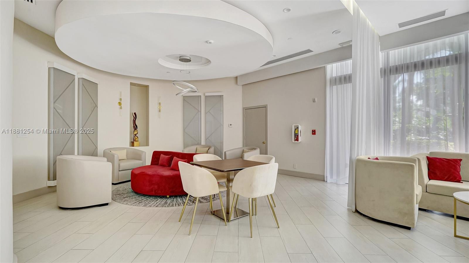 PORTSVIEW @ THE WATERWAYS - Residential