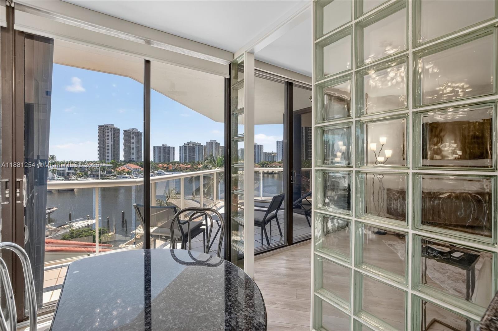 PORTSVIEW @ THE WATERWAYS - Residential