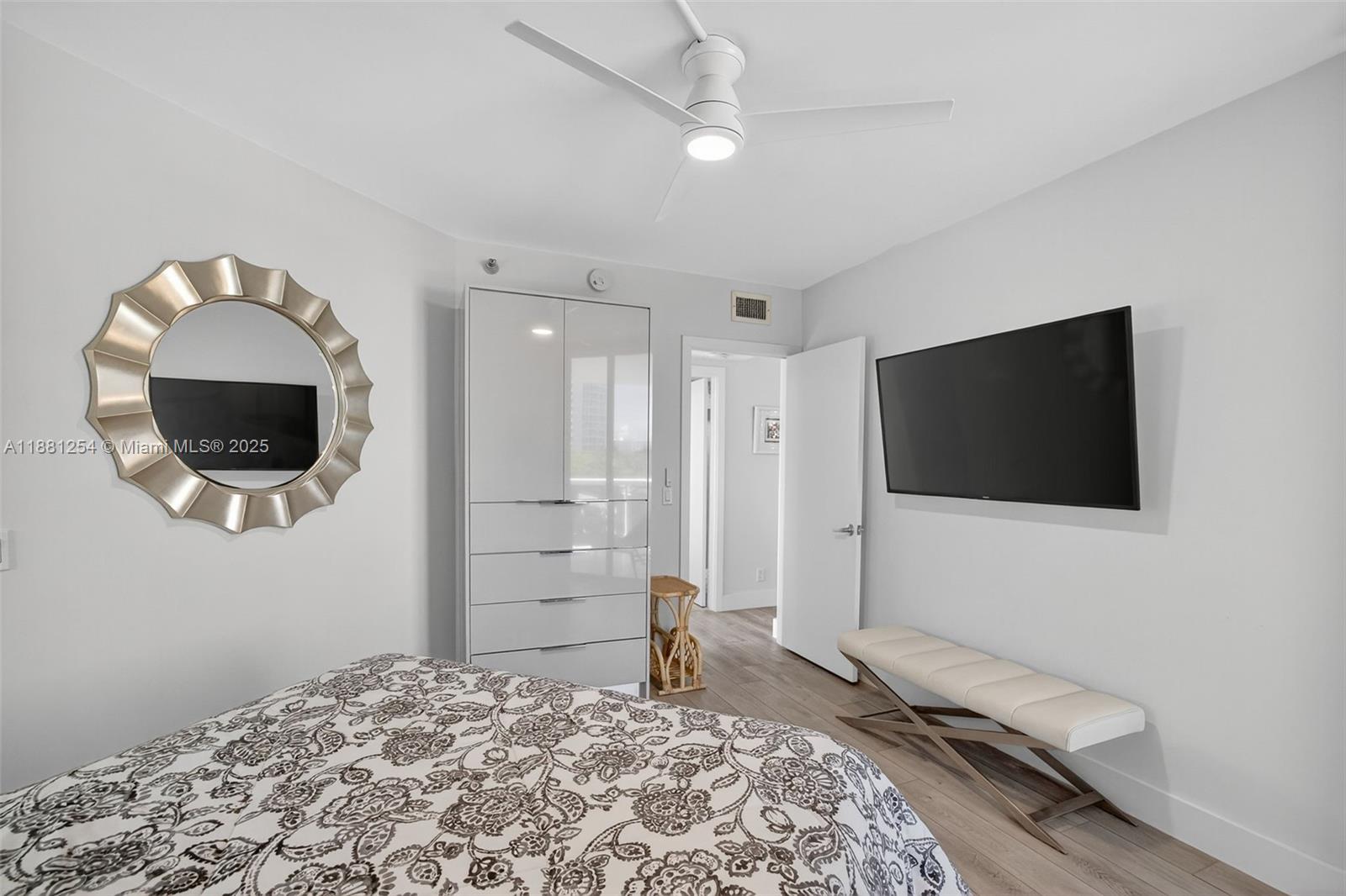 PORTSVIEW @ THE WATERWAYS - Residential