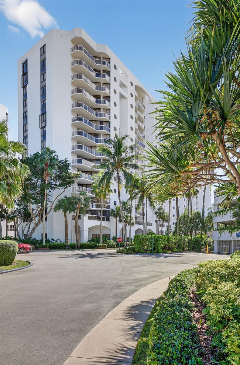 PORTSVIEW @ THE WATERWAYS - Residential